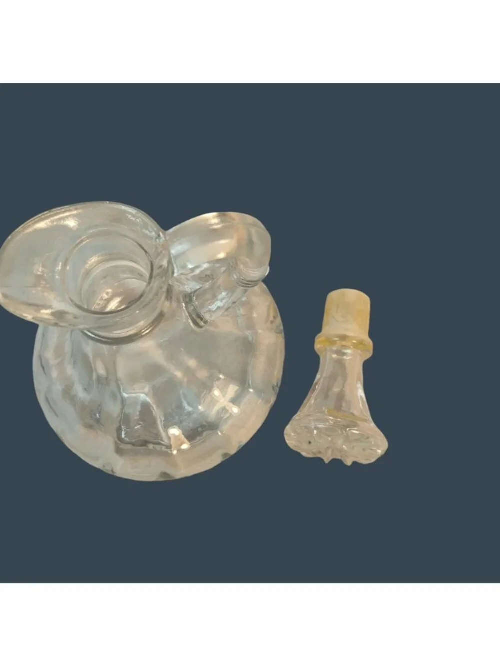 Anchor Hocking Glass Oil Vinegar Cruet Cut Glass Stopper Clear Elegant Farmhouse